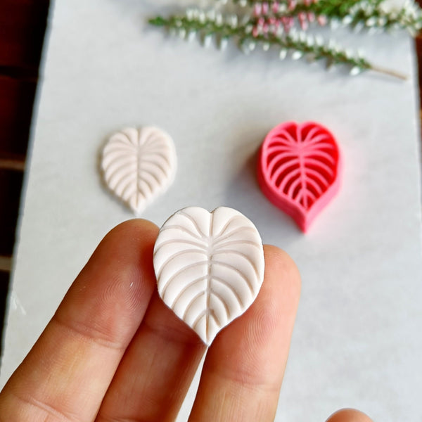 Monstera Leaf Polymer Clay Cutter | Embossing clay earring molds | Polymer CLay Stamps | Embossing clay cutter | Exotic earrings cutters
